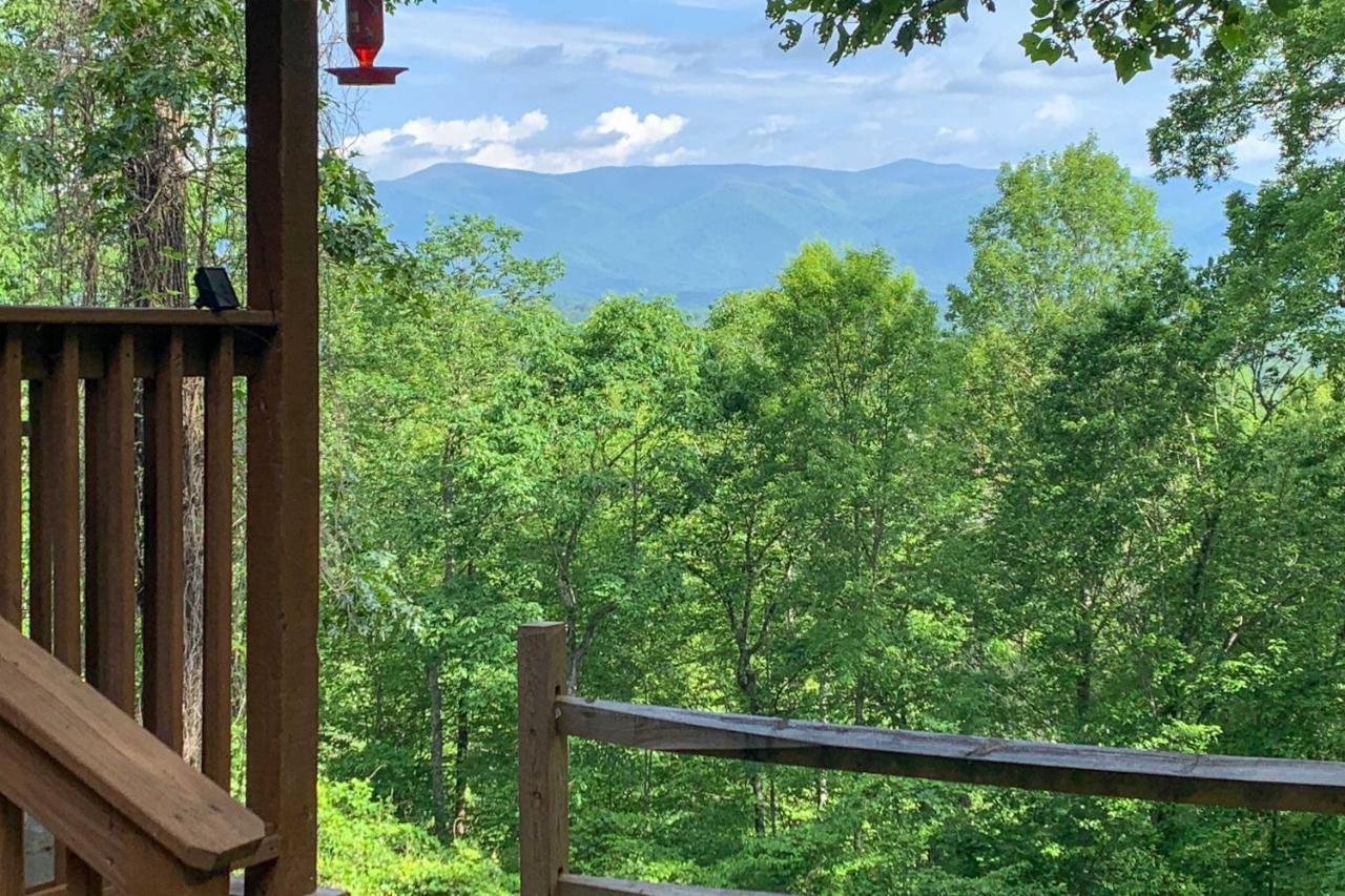 Cozy Cabin With Hot Tub And Smoky Mountain Views! Bryson City Exterior photo