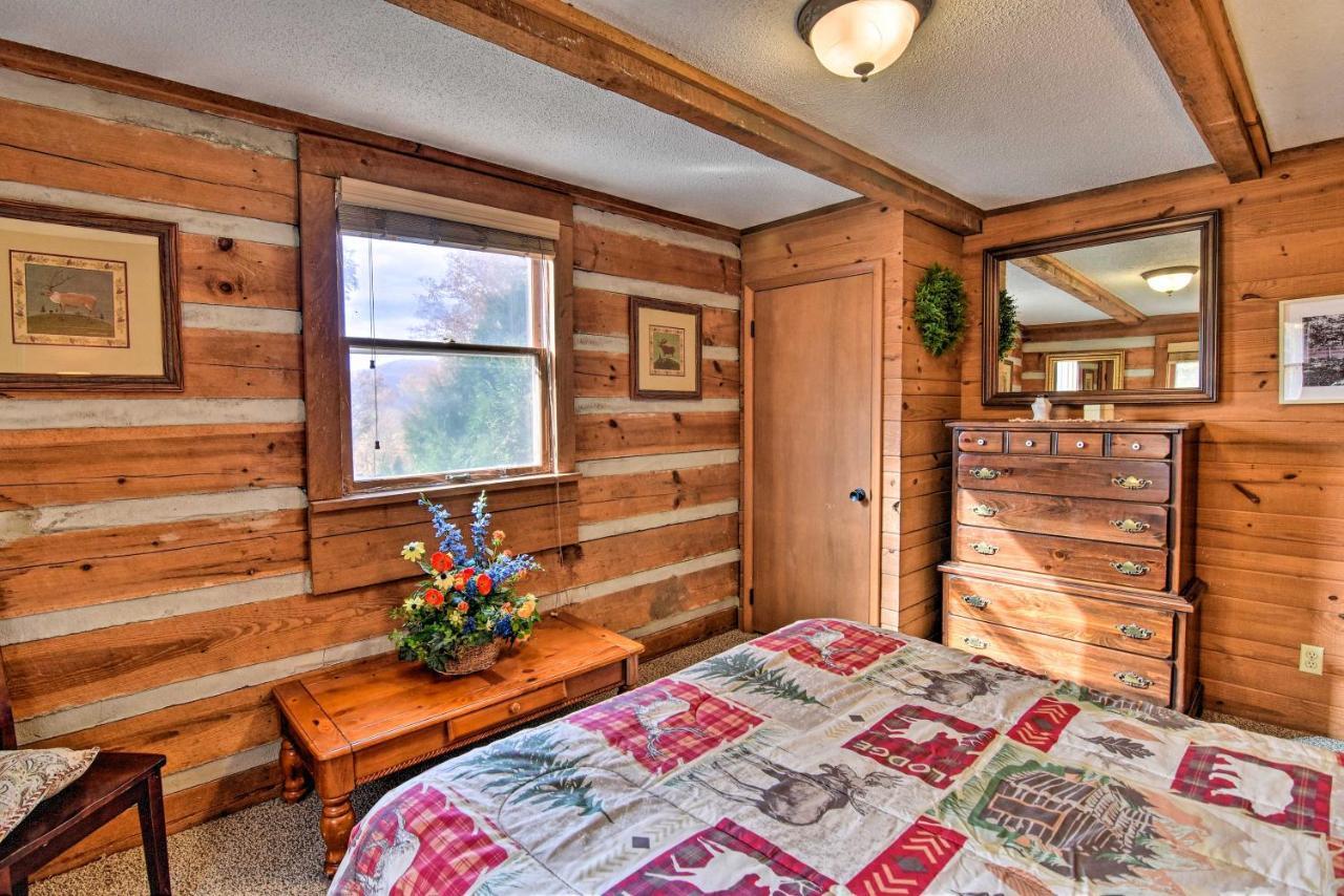 Cozy Cabin With Hot Tub And Smoky Mountain Views! Bryson City Exterior photo